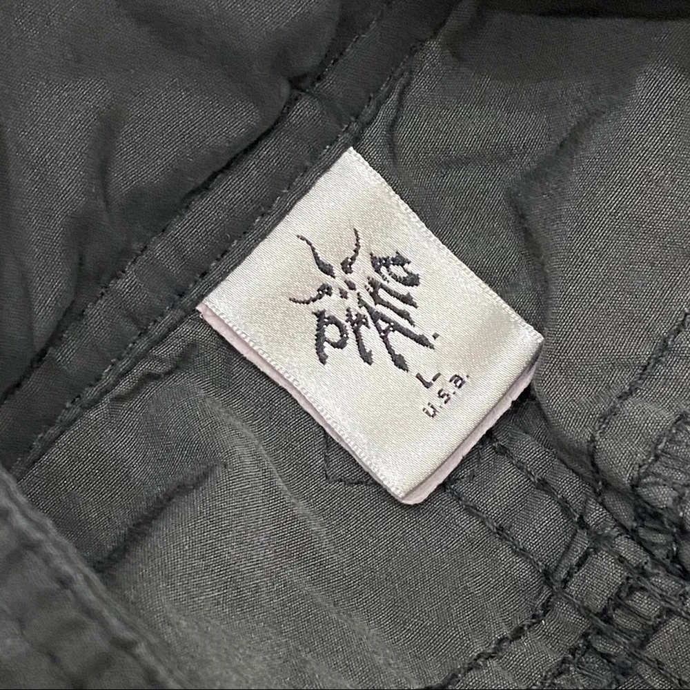 PRANA Black 6” Hiking Outdoor Shorts L - Image 16