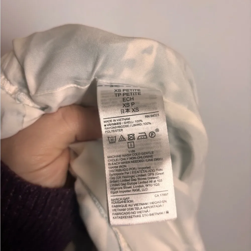 Gap Women’s Tie Waist Blue White Floral Boho Spaghetti Strap Summer Jumpsuit - Image 6