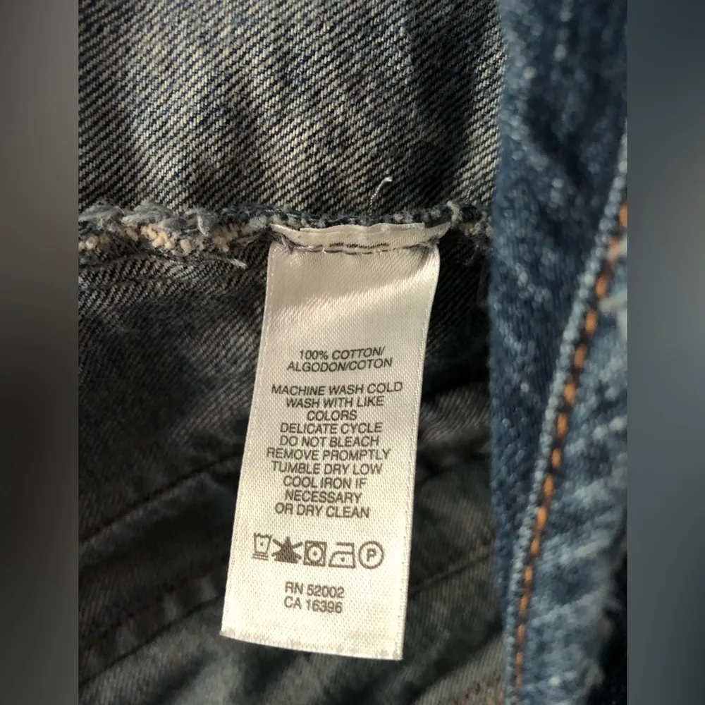 DKNY Jeans button up denim vest size L 100% cotton - Image 5