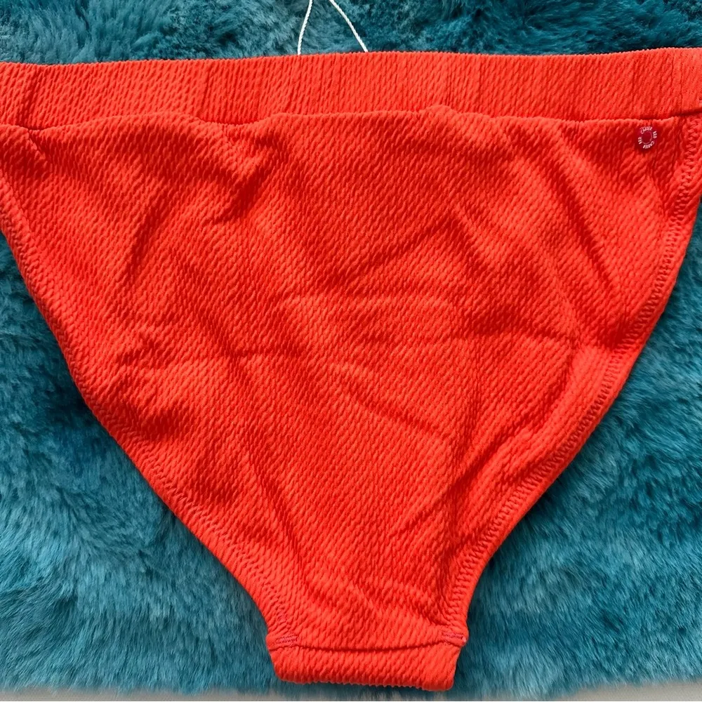 Red Carter Women’s PAIGE BIKINI BOTTOM Size M - Image 8