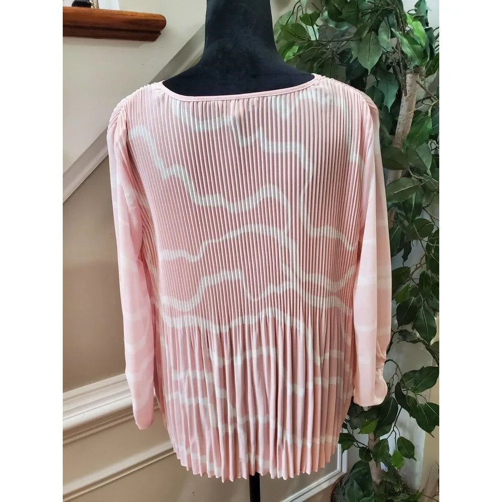 Nine West Pink & White Pleated Polyester V-Neck Long Sleeve Top Blouse Size XS - Image 6