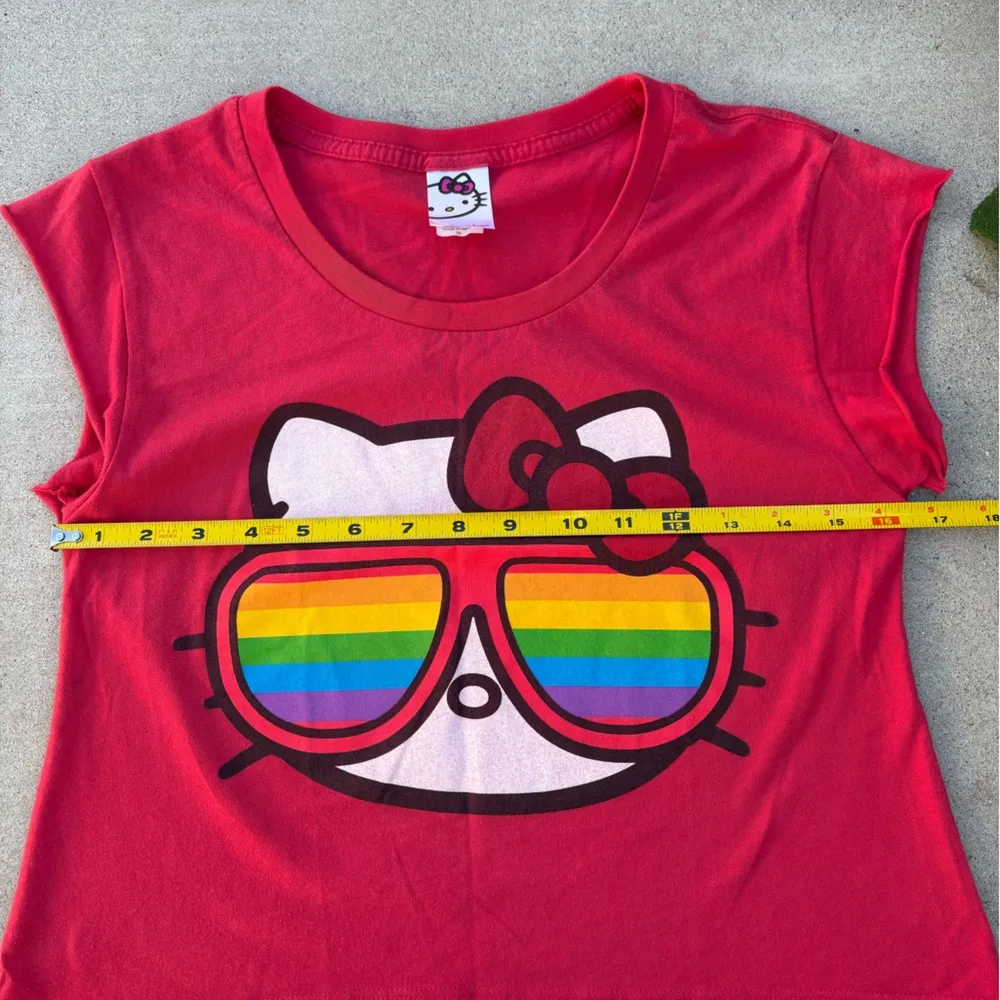 Hello Kitty Rainbow Cropped Red T-Shirt Women’s Size Medium - Image 2