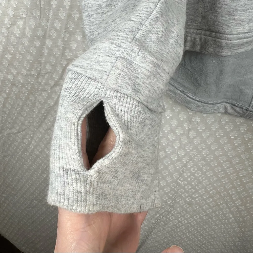 Lululemon  Heather Grey Find Your Unwind Pullover‎ Sweater - Image 5