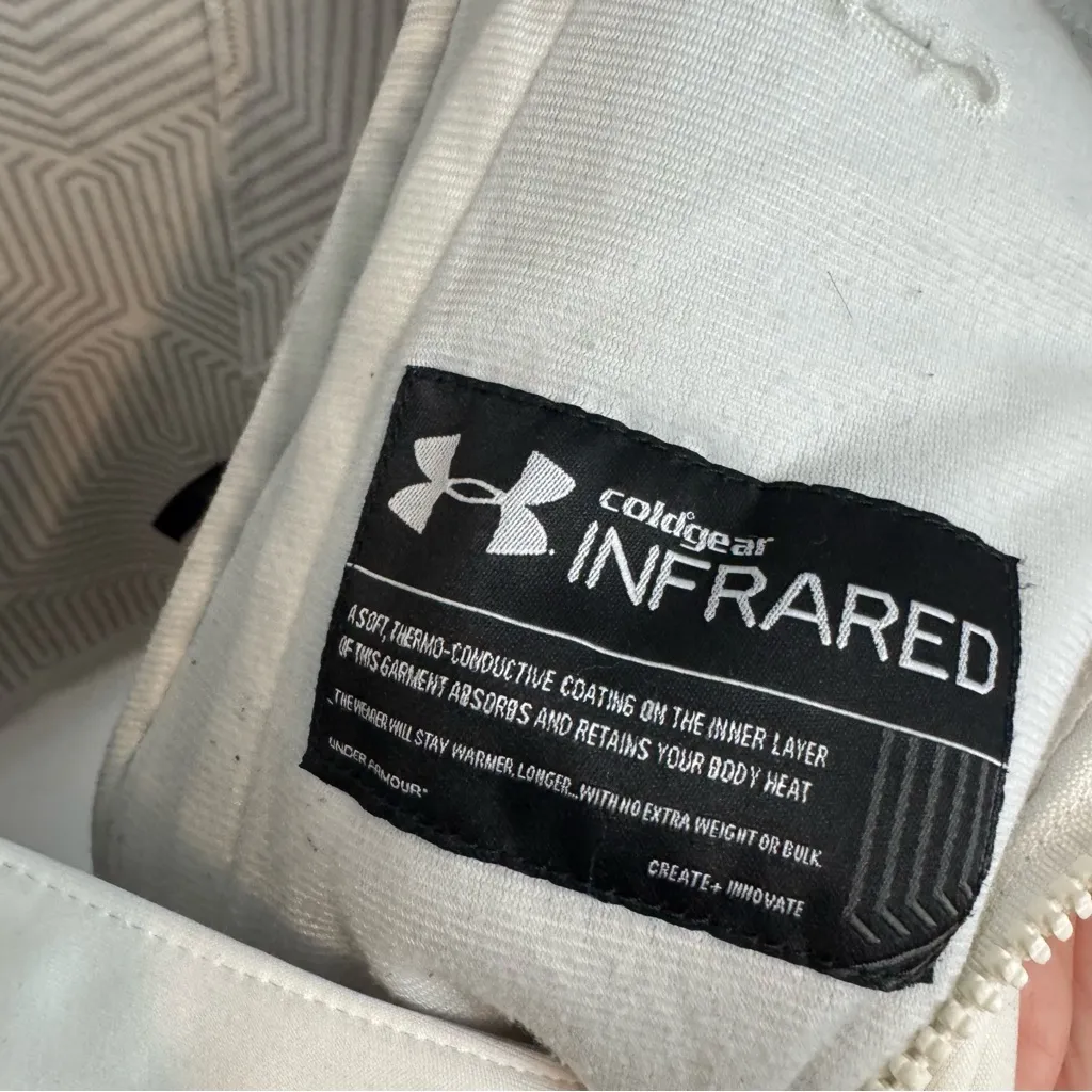 Under Armor Cold Gear Infrared Jacket Womens White Zip Up Cold weather coat  L - Image 3