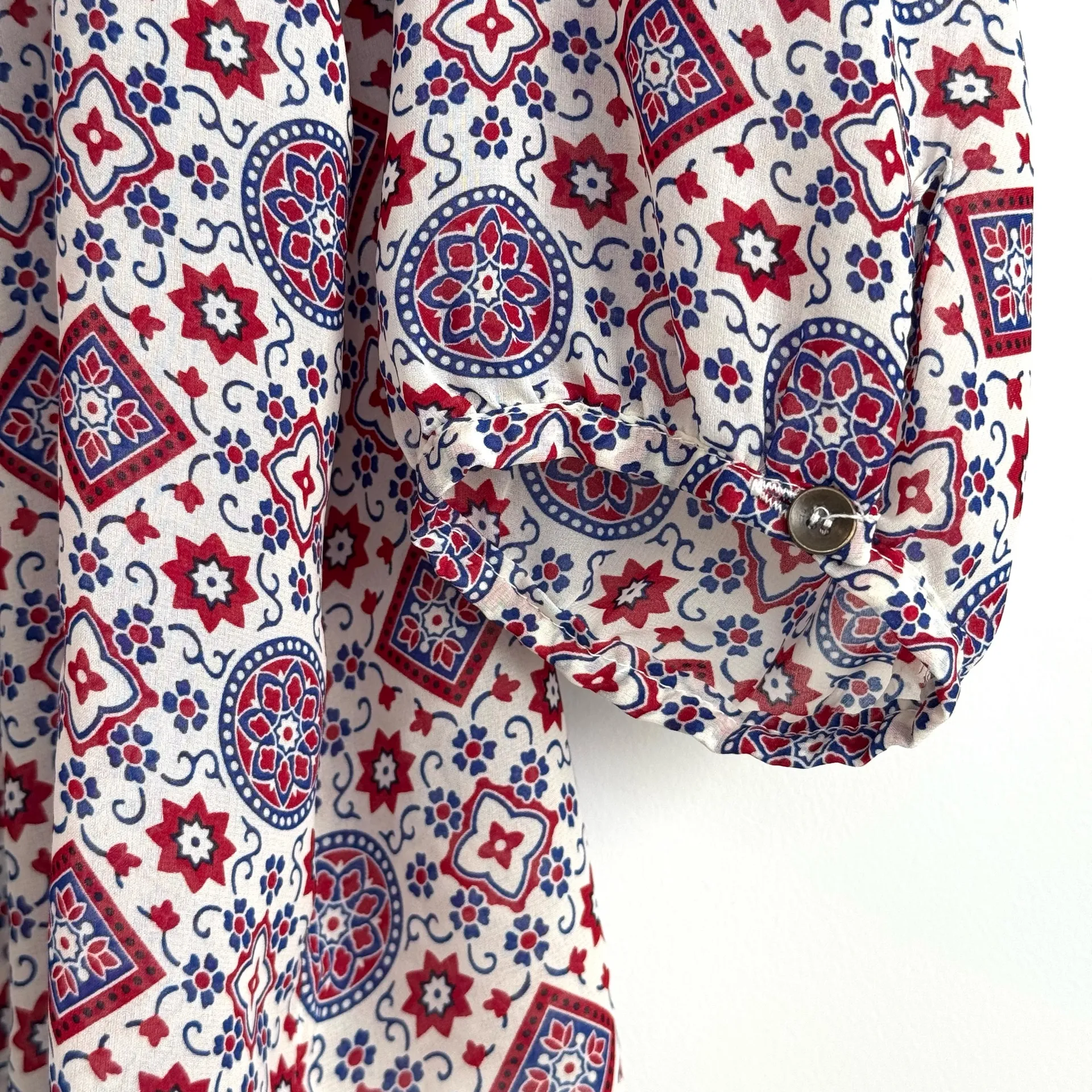 Forever 21 Paisley Blouse Red White Blue Sheer Top Size Small - Image 3