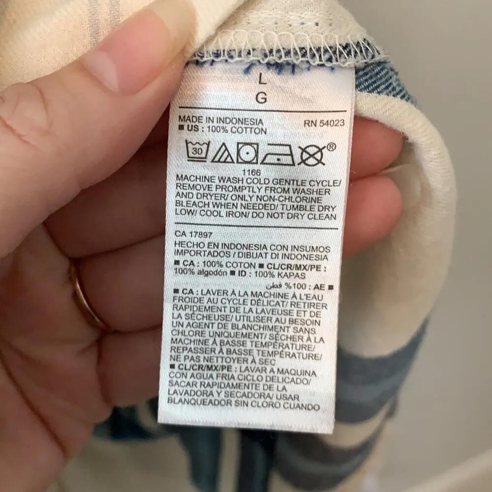 Old Navy Peak Cotton Button Down Plaid Classic Flannel Sz L - Image 5