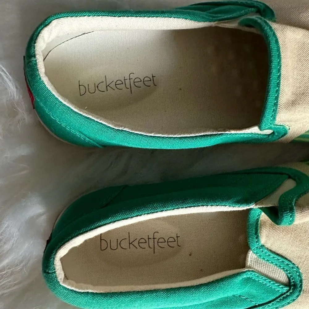 Bucketfeet armadillo detailing on aqua/tan slip ons Womans shoes Size 8 - Image 4