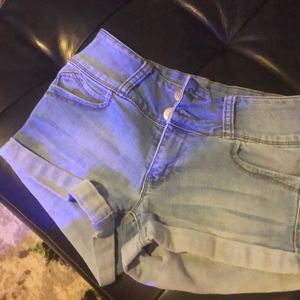 Guess Denim shorts - Image 4