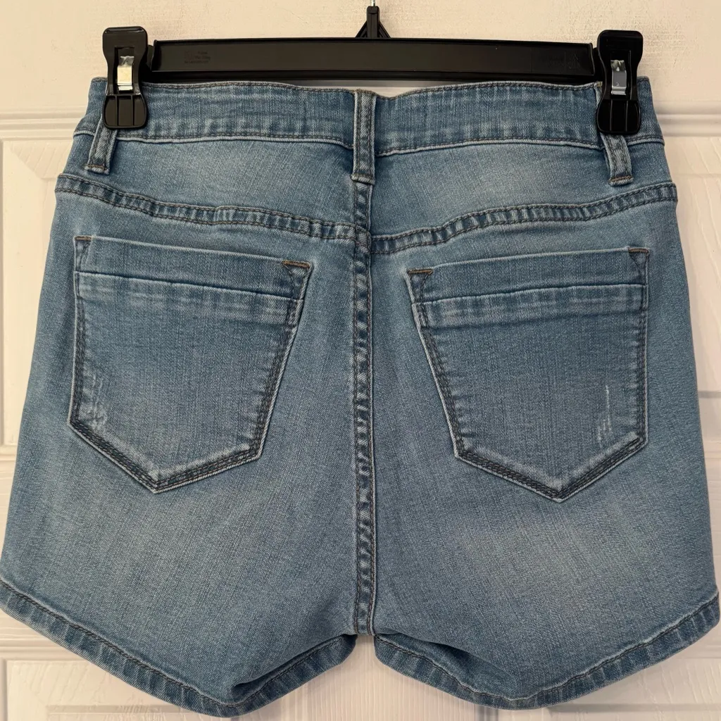 Black Pearl Denim Los Angeles Denim Women’s Light Blue Shorts Size 5 - Image 3