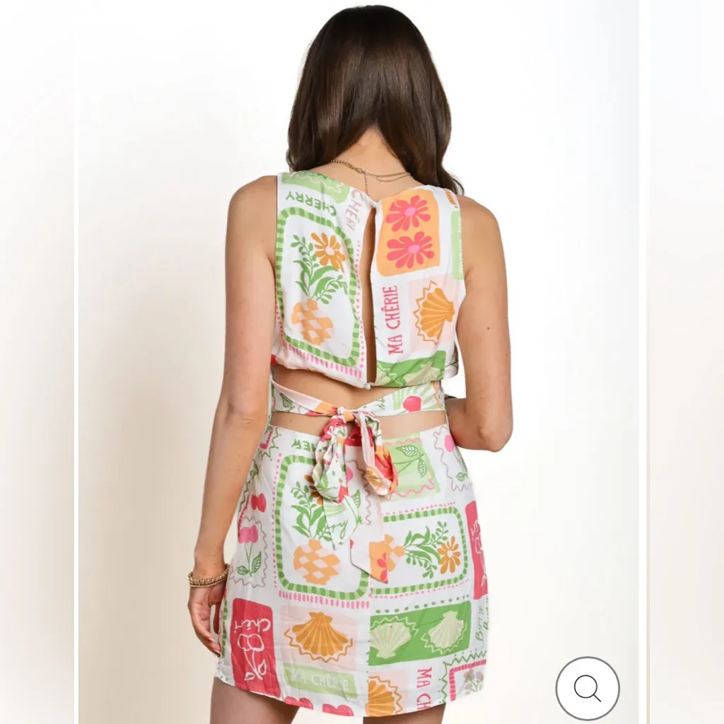 NWT, Mod On Trend Secret Symphony Cutout Tie Back Print Dress!, Sz S - Image 2