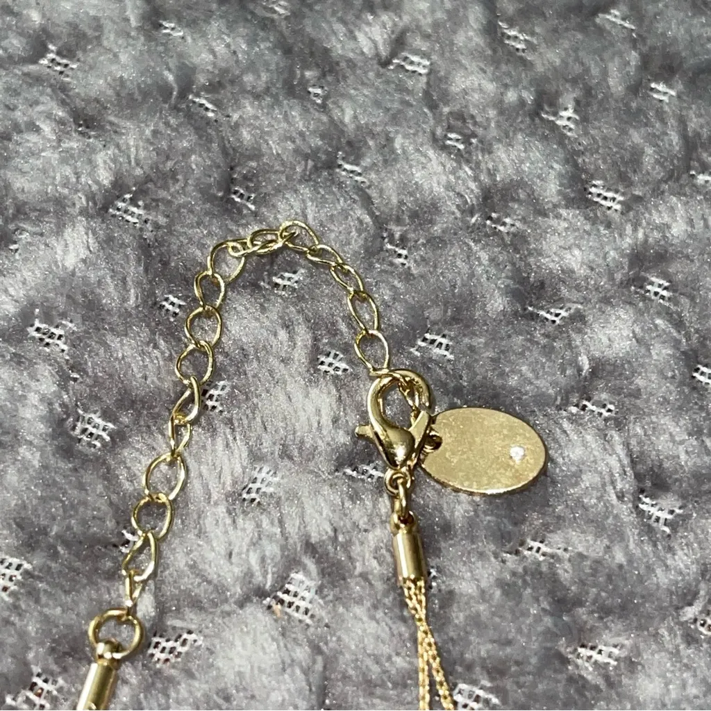 Time & tru necklace - Image 4