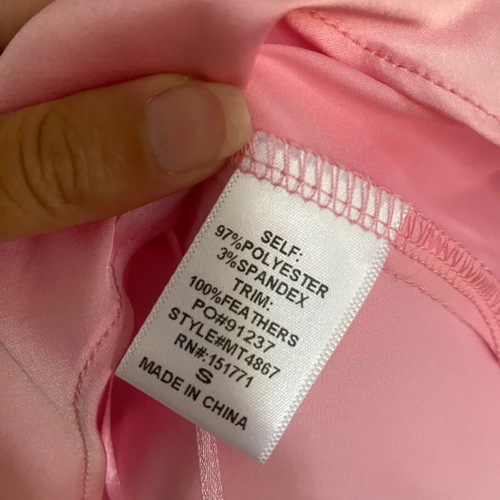 Le Lis Pink Feather Strap Tank Top Size Small - Image 4