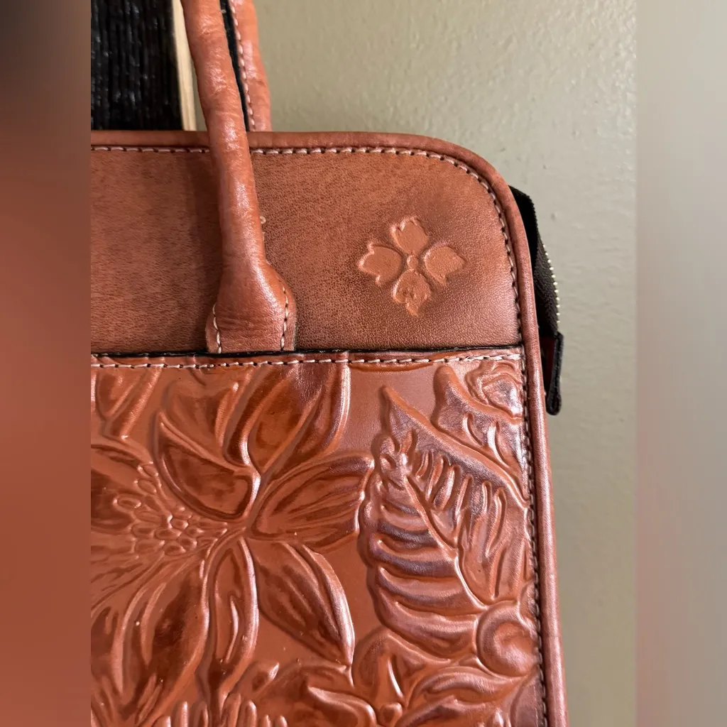 Patricia Nash Tooled Leather Purse - Image 3