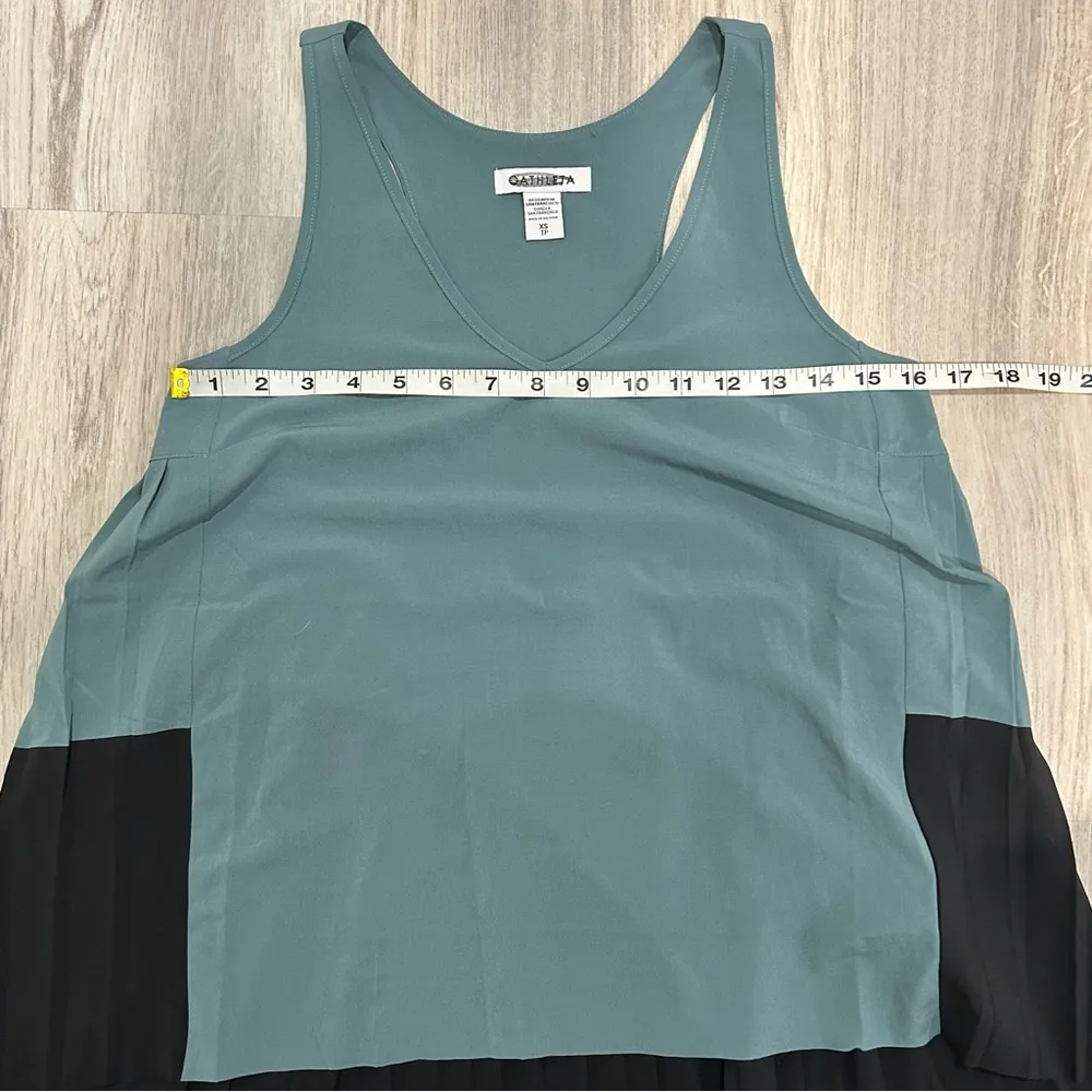 Athleta Swing Forward Pleated Racerback Tank Top Sleeveless Teal Shirt Size XS - Image 4