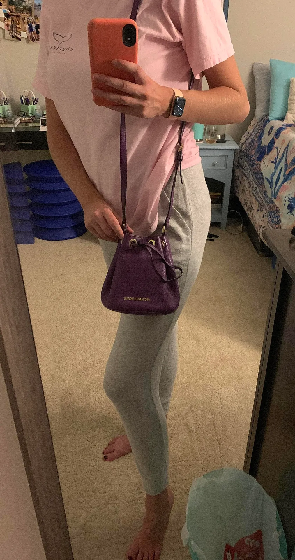 Michael Kors Jules Drawstring Crossbody Bag - Image 6