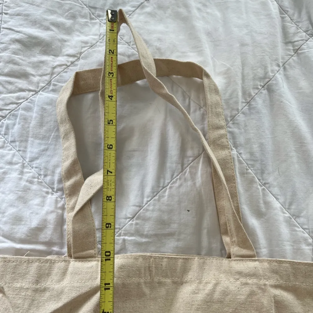 Architectural Digest Tote bag - Image 4