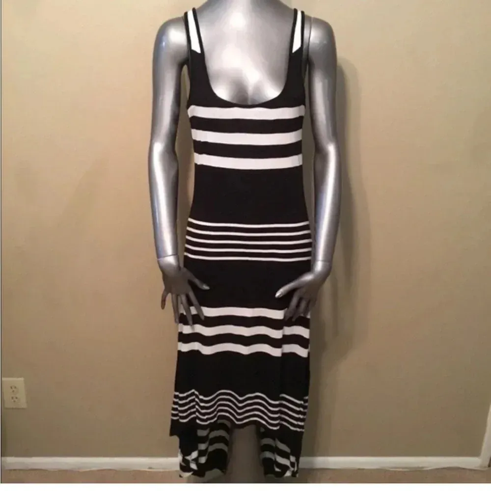 Rip Curl surf black/white striped maxi viscose dress suze large - Image 4