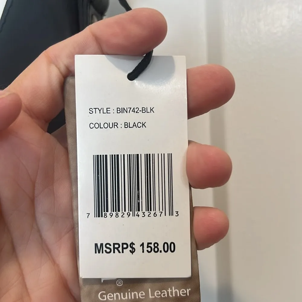 Born Elegant Black Leather Shoulder Bag NWT! - Image 8