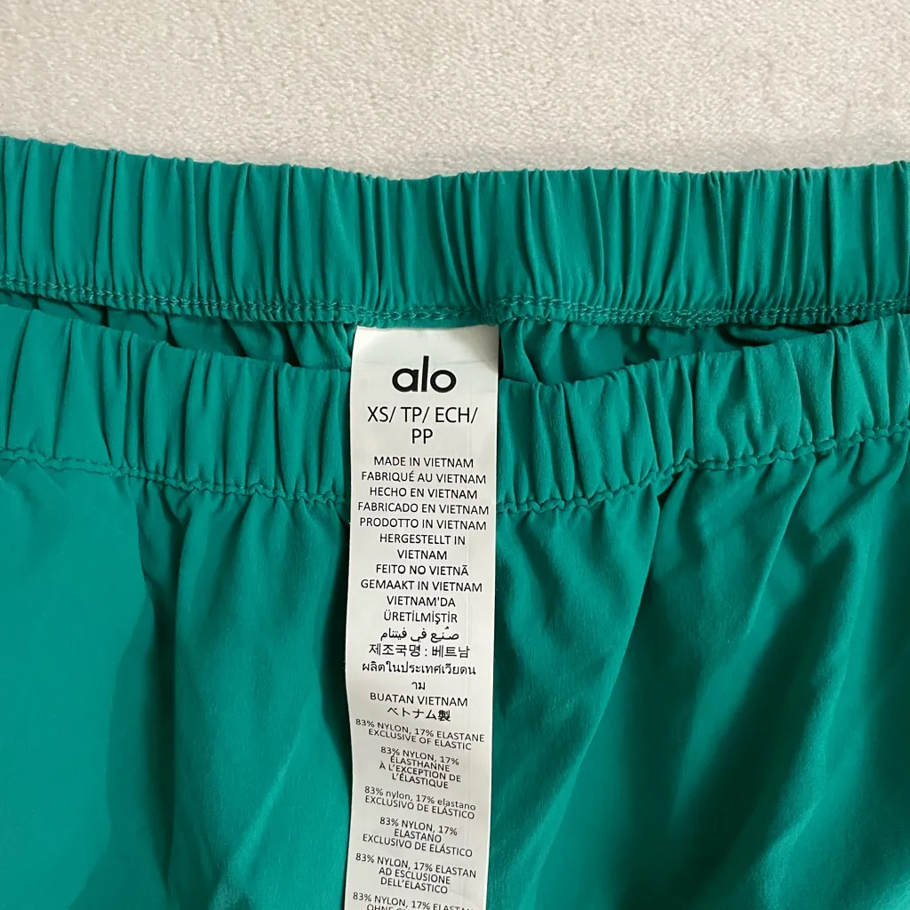 Alo Yoga NWOT Breezy Wide Leg Pants Spruce Green Size XS - Image 10