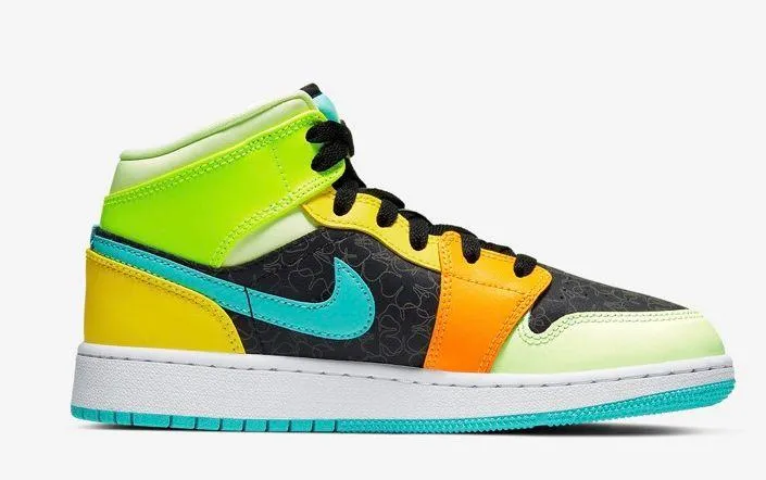 Nike Air Jordan 1 Mid - Image 2