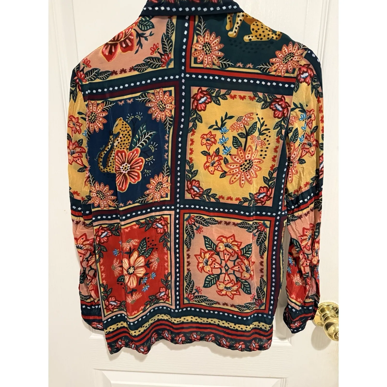 Farm Rio  Leopard and Floral Button-Down Scarf Print Shirt XS - Image 3