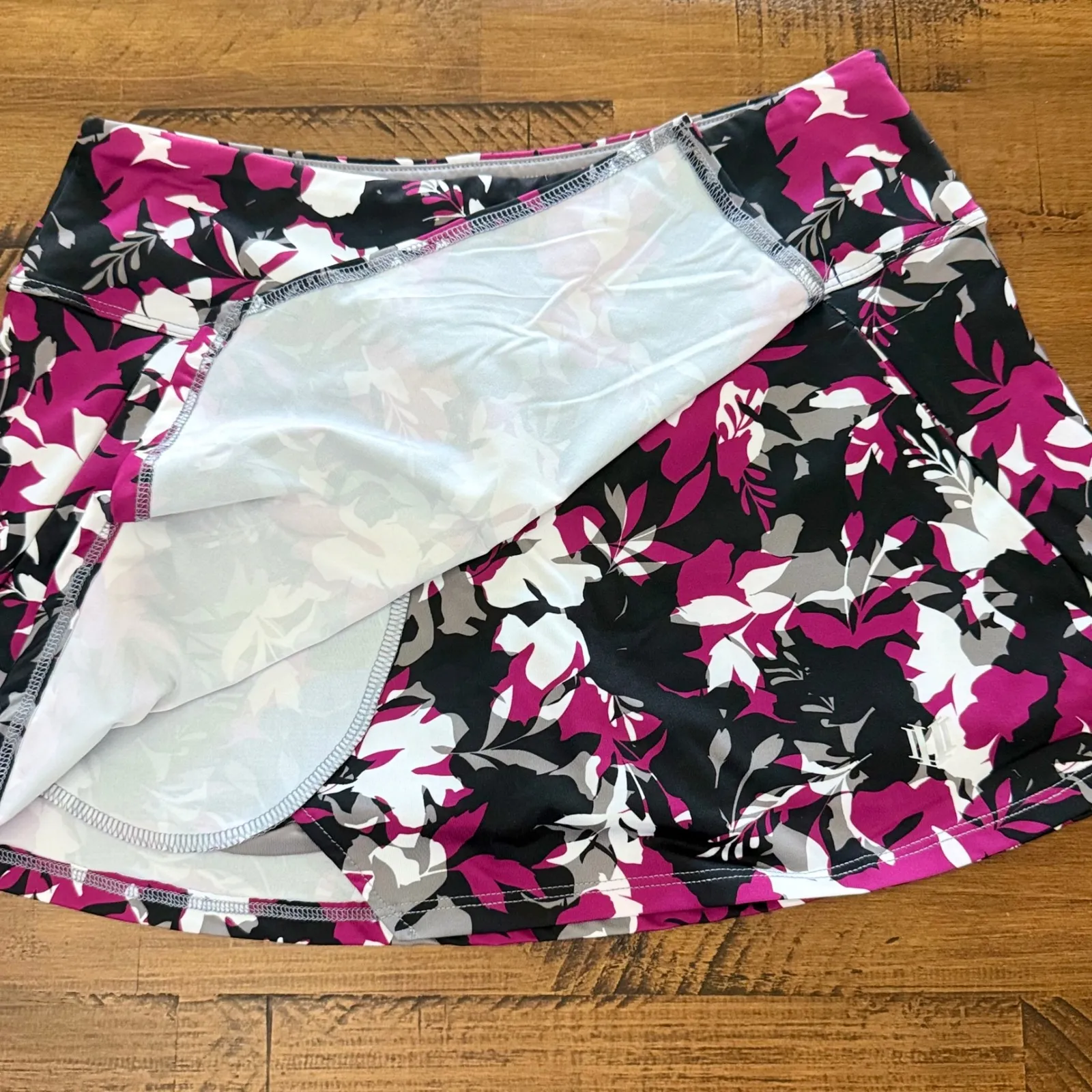 ELEVEN BY Venus Williams Skirt Shorts Print Womens S Golf Pickleball Tennis Black - Image 2