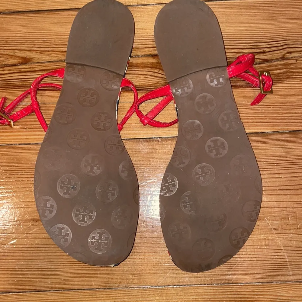 Tory Burch Patent Leather Emmy Sandals Nautical - Image 8