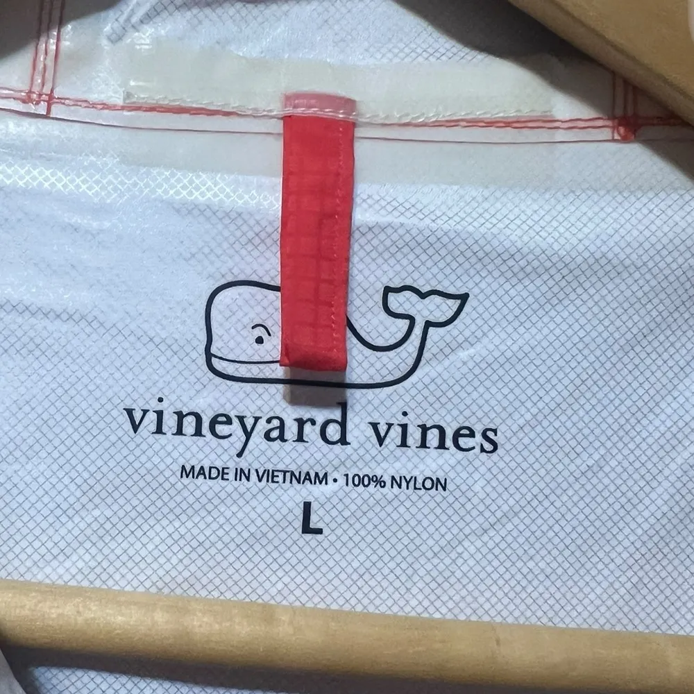 Vineyard Vines Red Rain Jacket Size Large - Image 5
