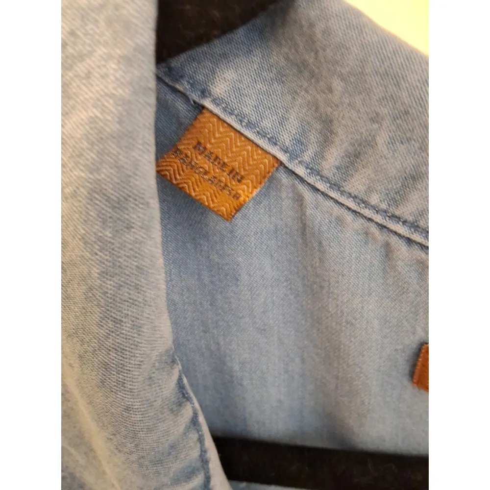 Jach's Girlfriend Button Down Tunic Top Chambray Palm Tree Short Sleeve Size L - Image 3