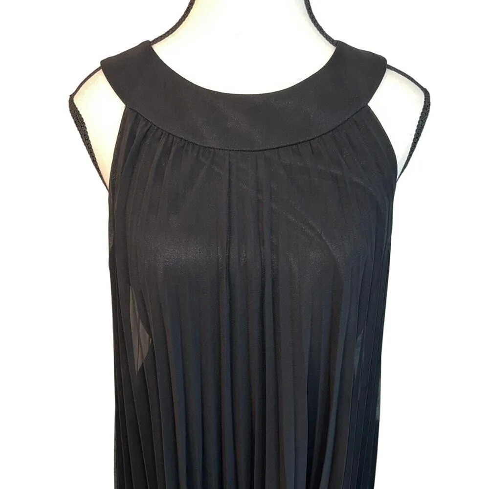 White House Black Market Trapeze Pleated Chiffon Dress Cutaway Shoulders 
Size 8 - Image 4