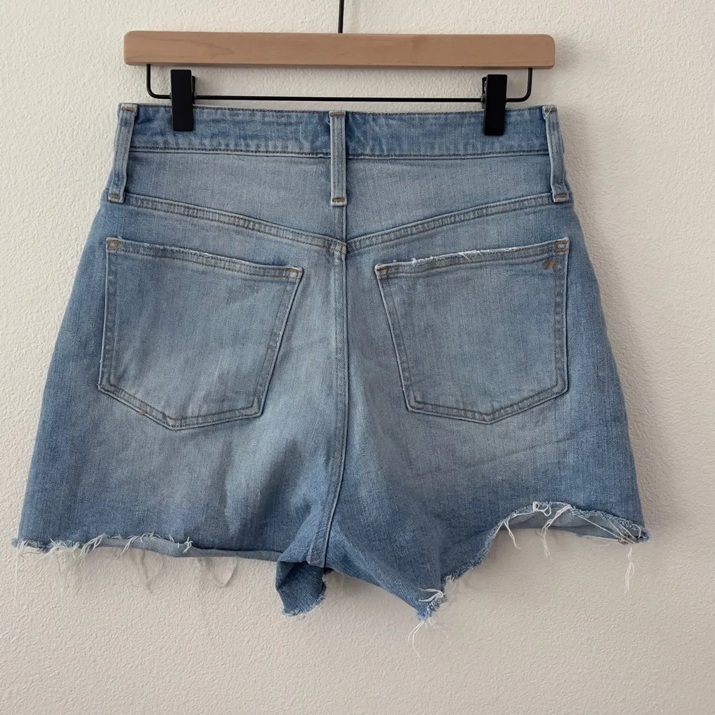 Madewell The Curvy Perfect Vintage Jean Short in Baylis Wash 26 - Image 5