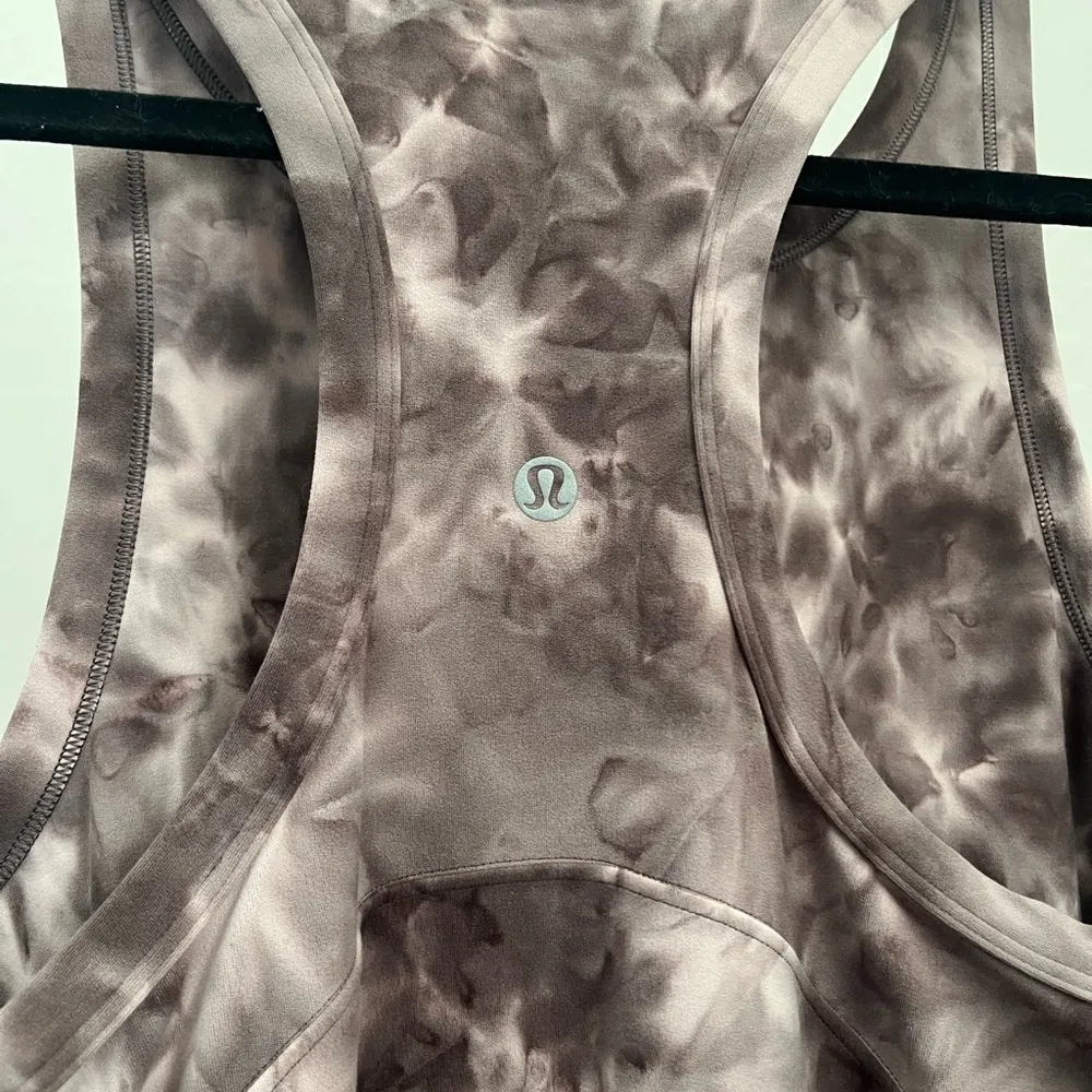 Lululemon Align Hip-Length Racerback Tank Top - Image 5