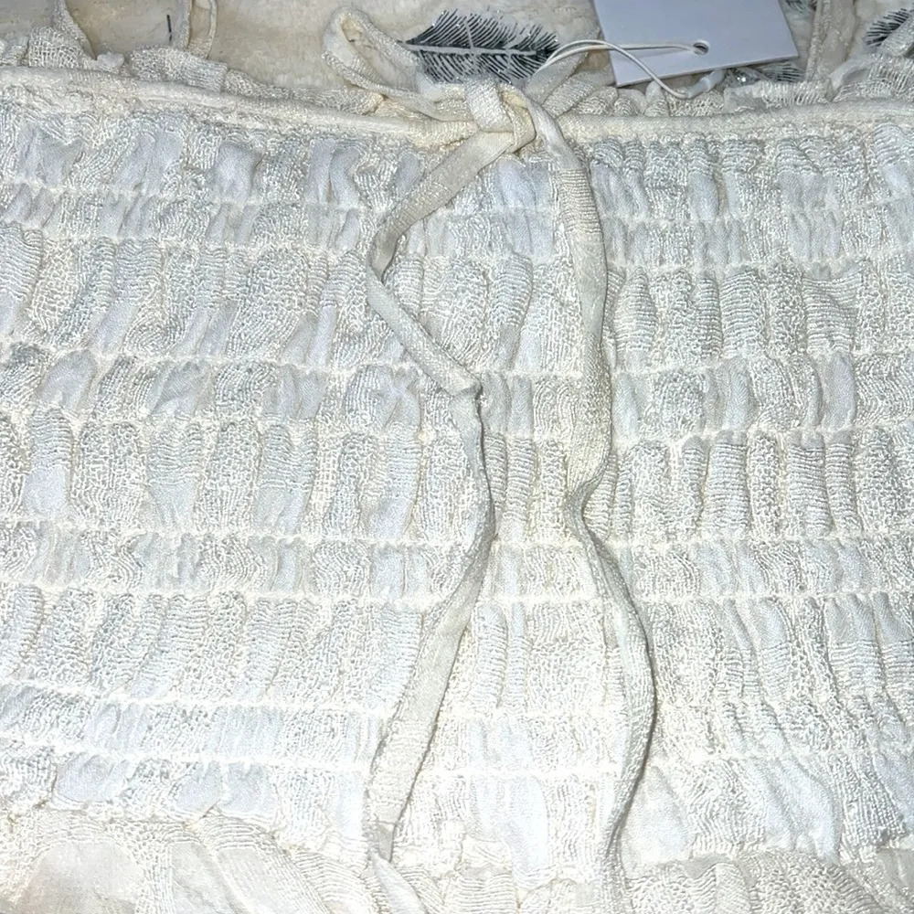 Walter Baker Lydia Top smocked design Ivory Size M NWT - Image 4