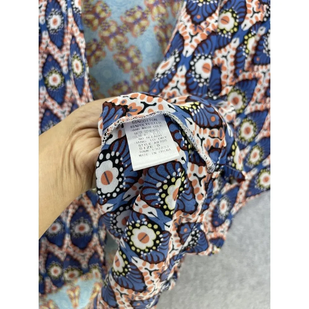 Umgee Women's Swimwear coverup One button Kimono Sleeve Size Small Sheer - Image 4