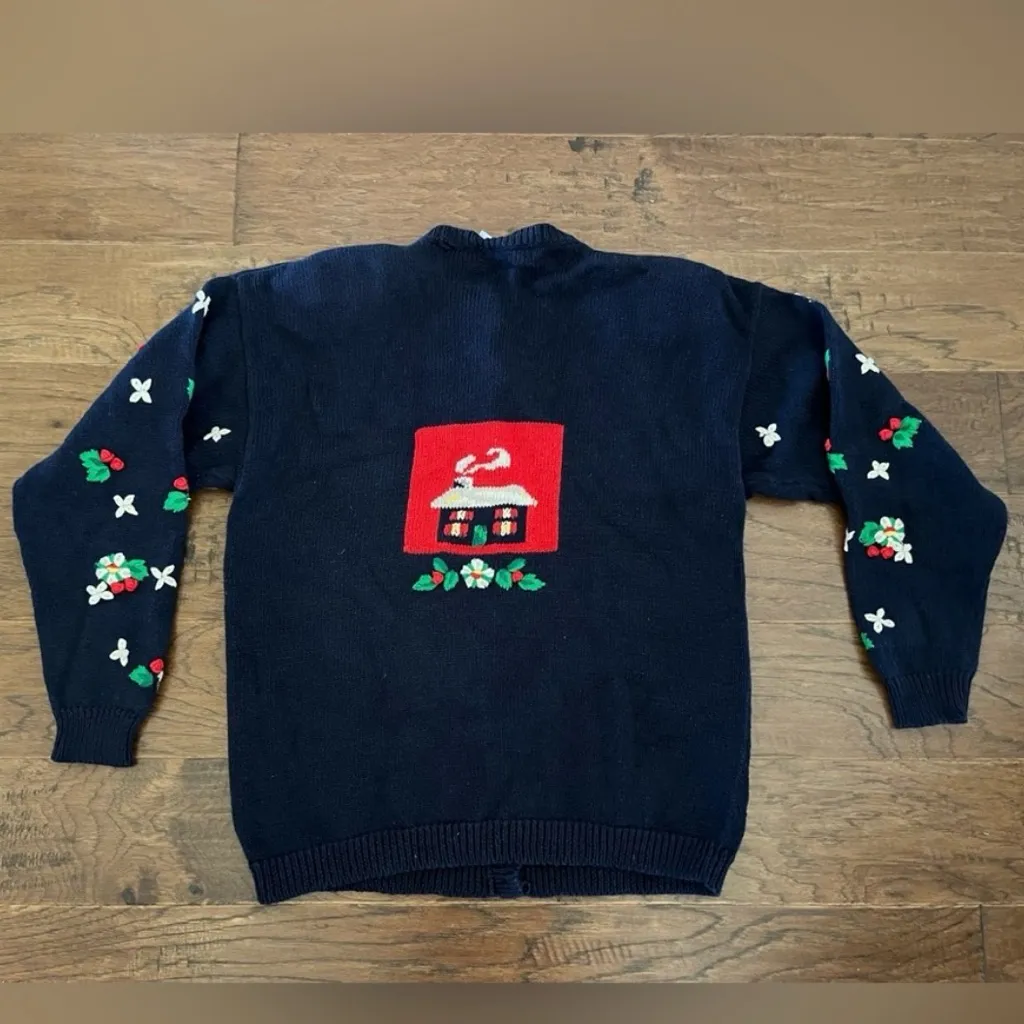 The Eagle's Eye Vintage 1992 Women’s Size S Holly Navy/Red Christmas Sweater Blue - Image 14