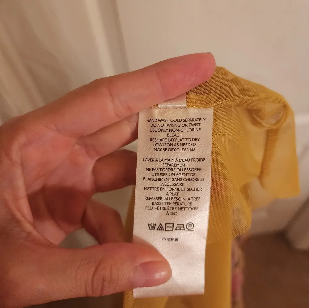 Anthropologie Gretchen V-Neck Floral Smocked Mesh Tunic Top XS Yellow Pink Boho - Image 8