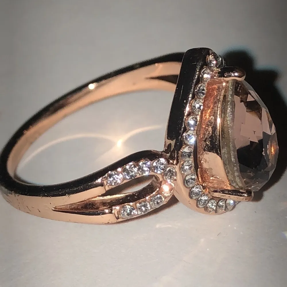 Size 6.75 Rose Gold Tone Smoky Quartz CZ Rhinestone Fashion Statement Ring - Image 2