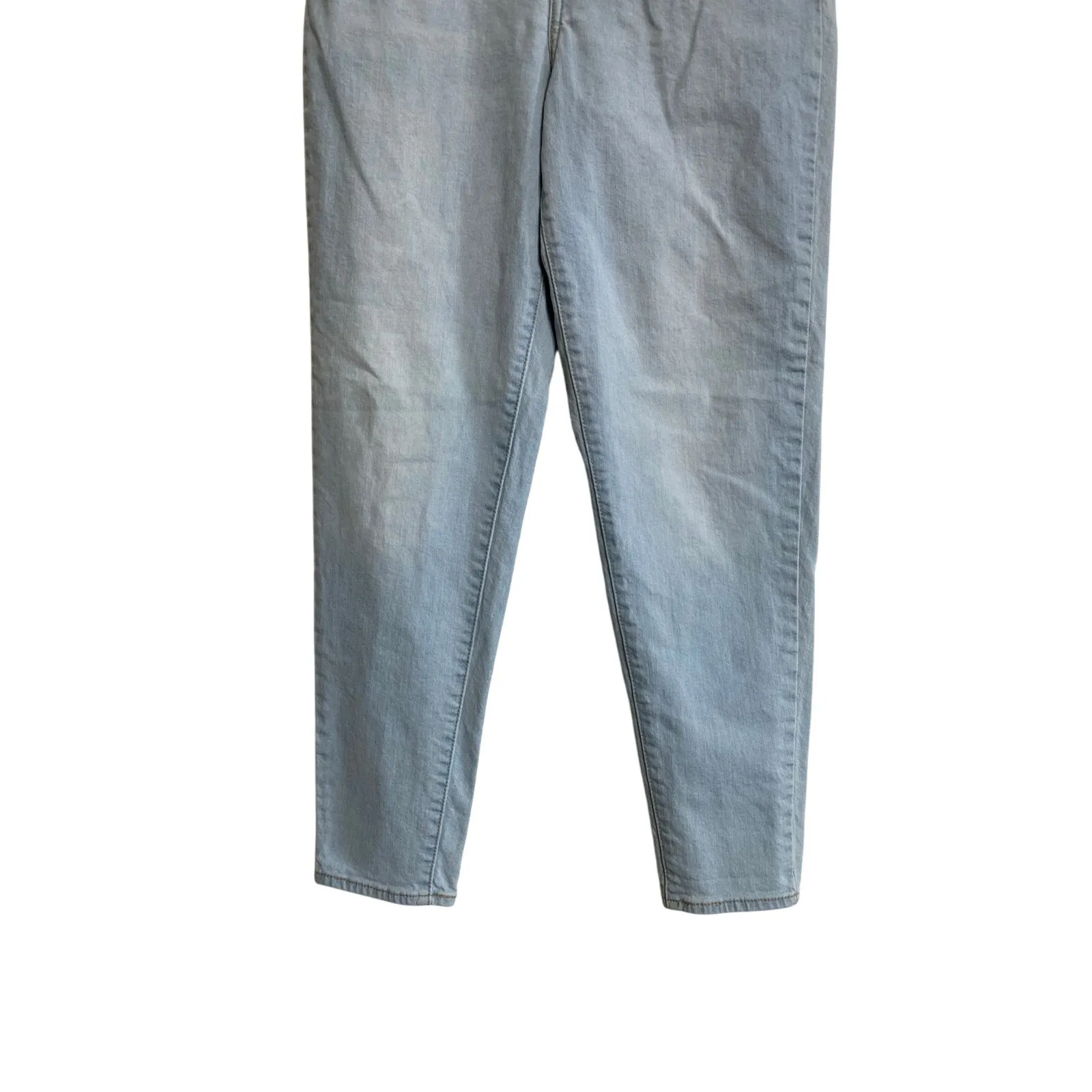 Levi's‎ 724 High Waisted Taper Super Light Wash Jeans 27 X 28- Excellent - Image 10