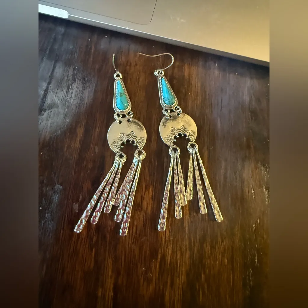 Boho Turquoise Drop Earrings – Silver Hammered Fringe Statement Jewelry - Image 2