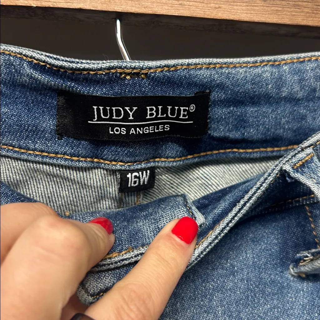 Judy Blue Bootcut Jeans Size 16W Medium Wash Distressed High Waisted - Image 2