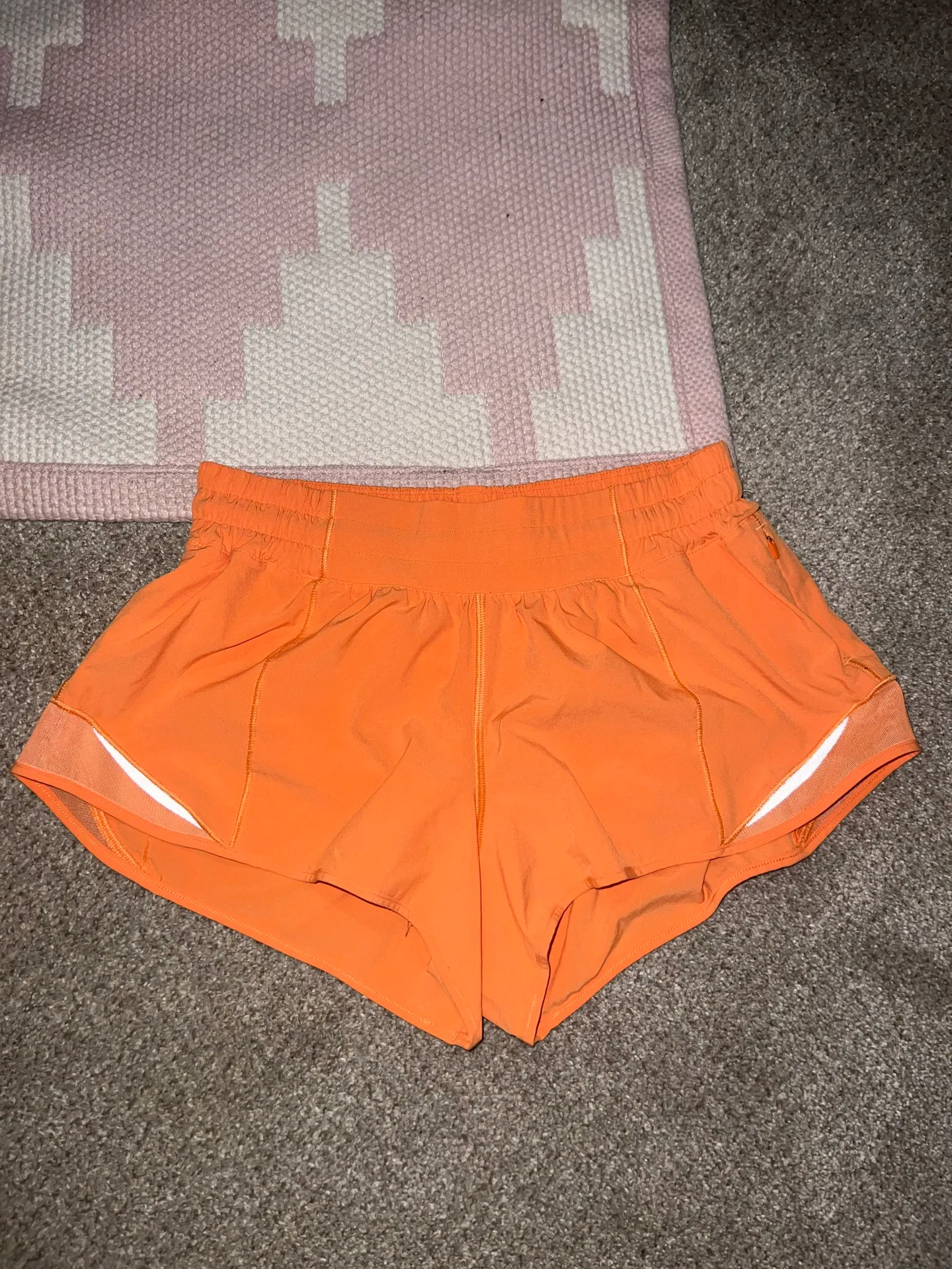 Hotty Hot Low-Rise Short 2.5" *Lined orange soda - Image 3