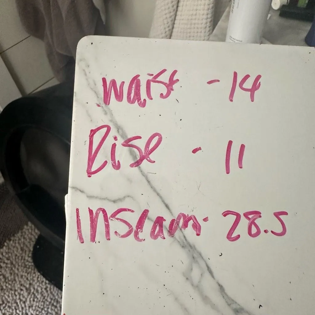 Judy Blue Women’s 7/28 Blue Denim Skinny Fit Jeans - Image 5