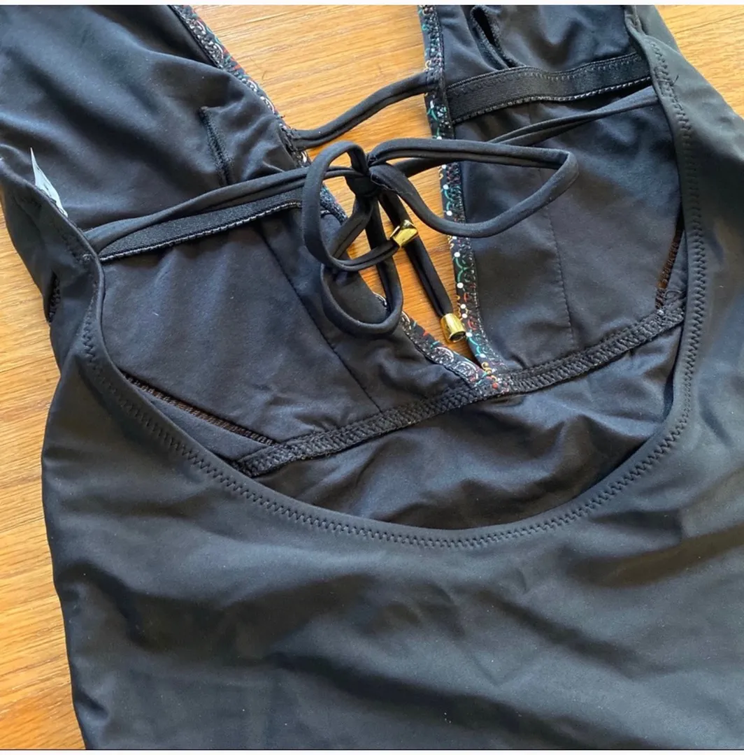 Cupshe Black One Piece Swim - Image 4