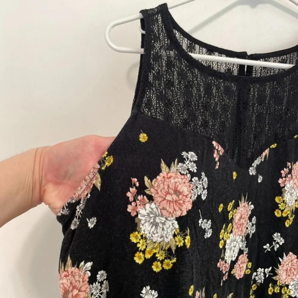 TORRID 1 Plus Size Super Soft Crew Neck Lace Yoke Tank Black Pink Yellow Floral - Image 7