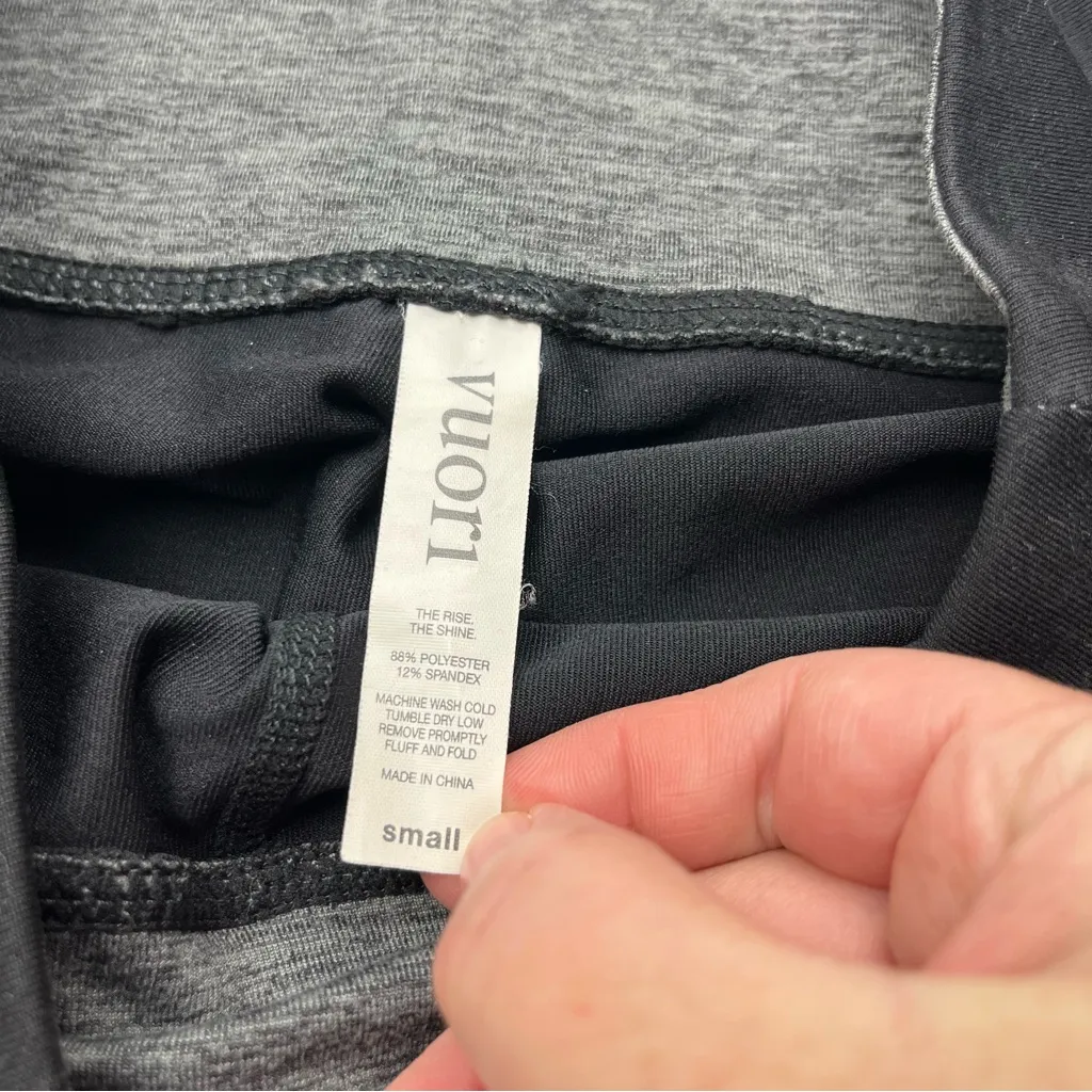 Vuori Womens Asymmetric Block Leggings Black Camo Camouflage Small Athletic - Image 2