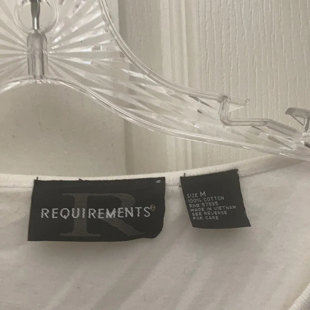 FINAL MARKDOWN Embroidered requirements tee medium - Image 3