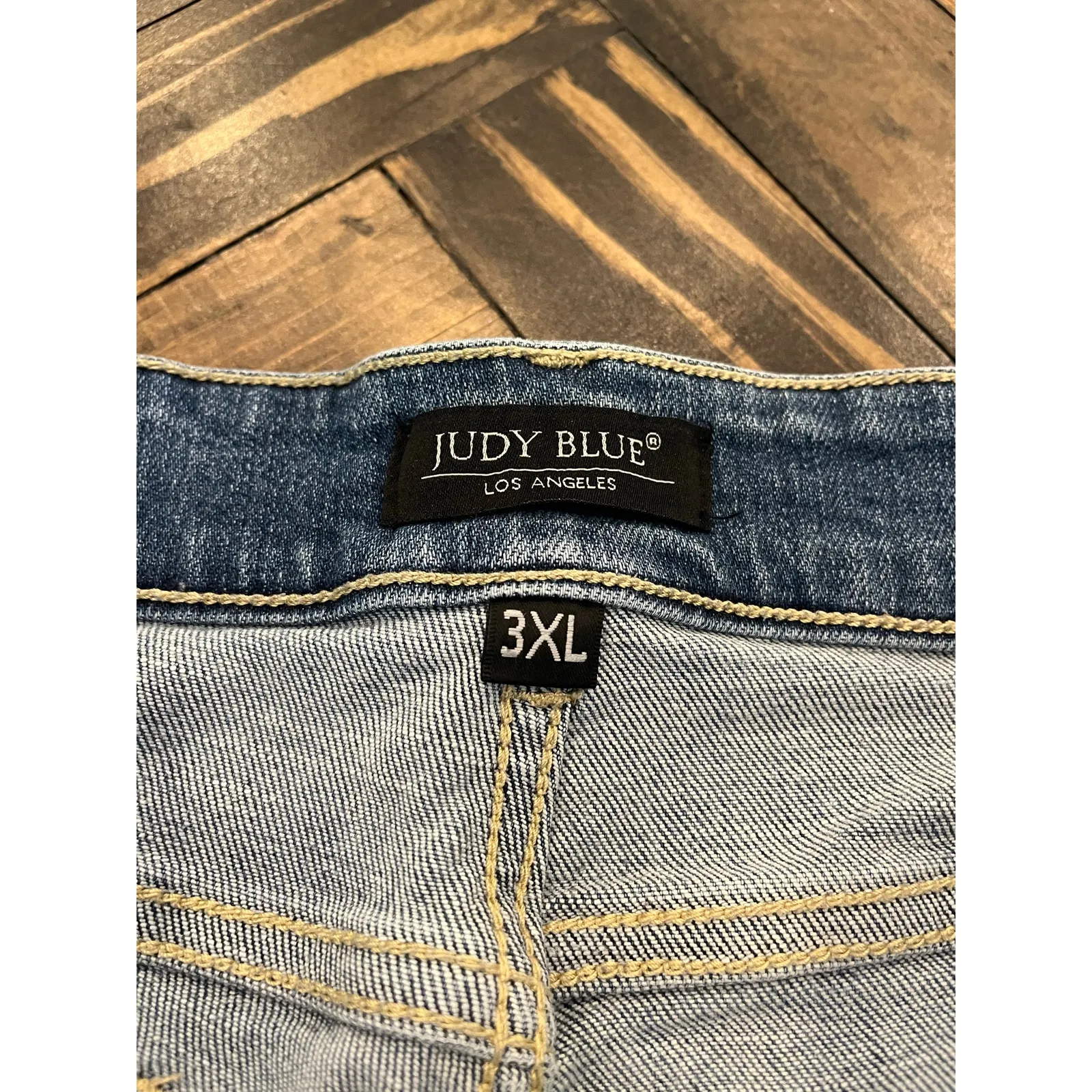 Judy Blue Denim Blue Jean Shorts Women 3XL Plus Size Light Bermuda Comfy Stretch - Image 2