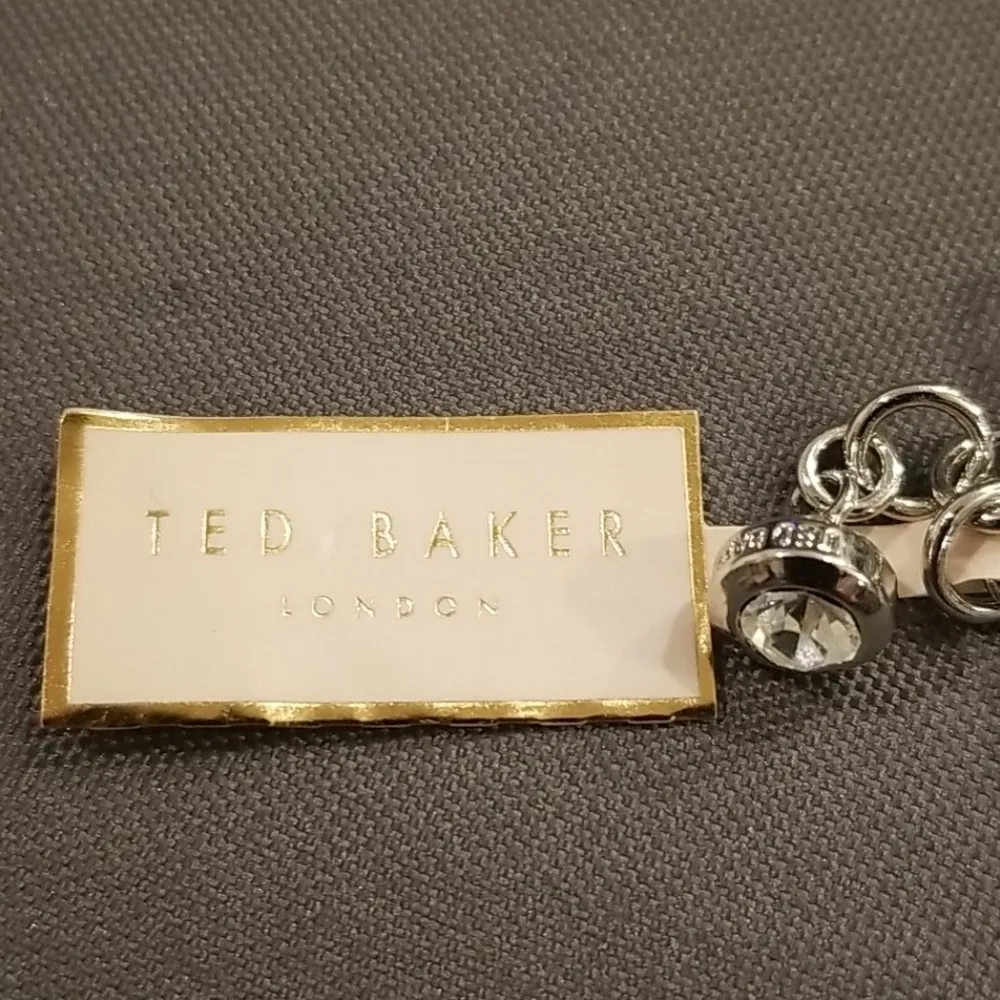 💕TED BAKER💕 Silver Crystal Breeze Jeweled Bracelet NWT - Image 9