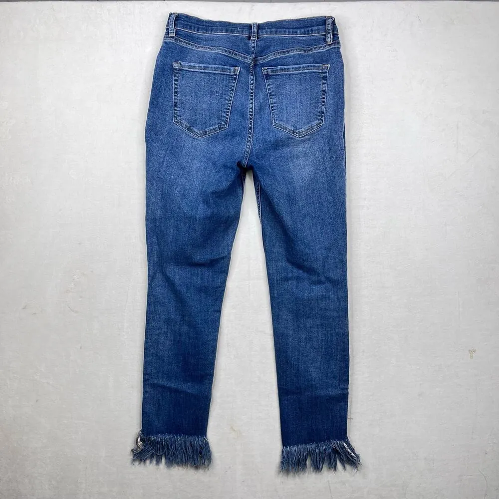 Free People Skinny Leg Raw Fuzzy Hem Mid Rise Light Wash Distressed Jean Size 30 - Image 2