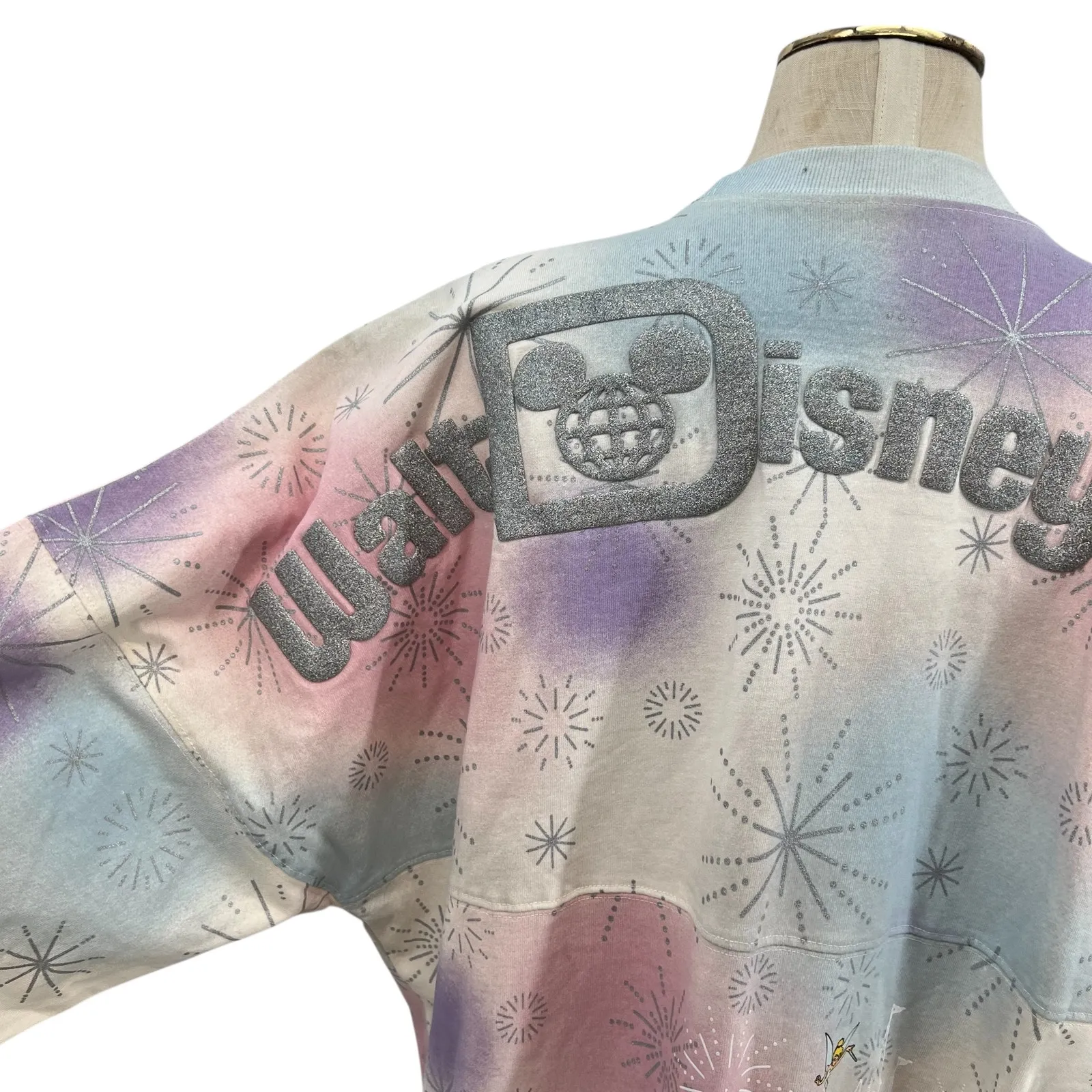 Disney‎ World Mickey Mouse Friends Disney100 Spirit Jersey Shirt Size Large - Image 9